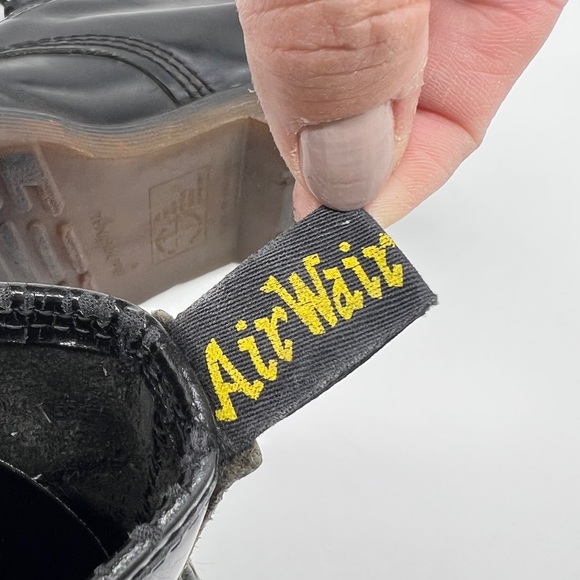 Vintage Made in England Dr. Marten Lace Up Boots - Picture 12 of 15